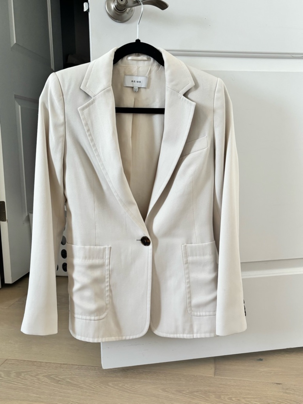 Reiss Cream Single-Button Notch-Lapel Blazer